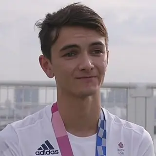 Portrait of Alex Yee