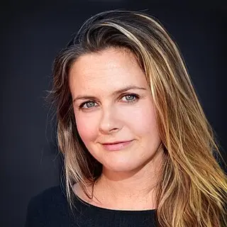 Alicia Silverstone — birth chart