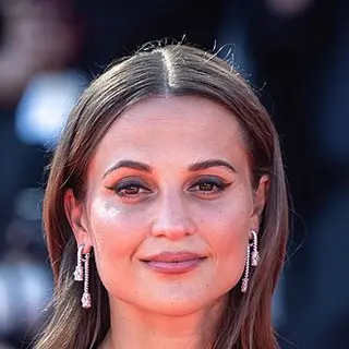 Alicia Vikander