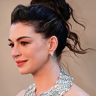 Anne Hathaway — birth chart