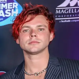 Ashton Irwin — birth chart