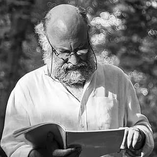 Portrait of Babak Karimi