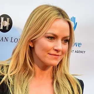 Portrait of Becki Newton