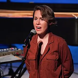 Portrait of Caroline Shaw