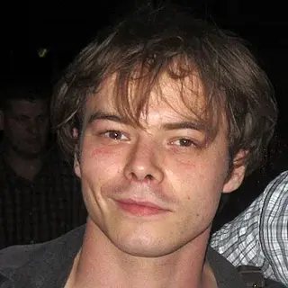 Charlie Heaton