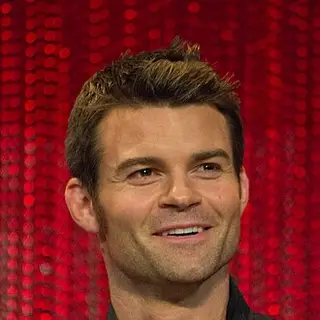 Daniel Gillies — birth chart