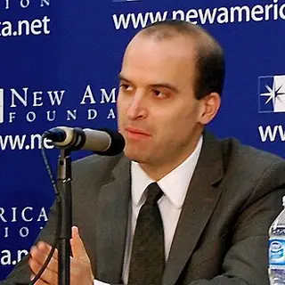 Portrait of David Leonhardt