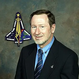 Portrait of Douglas Osheroff