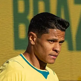 Portrait of Douglas Santos