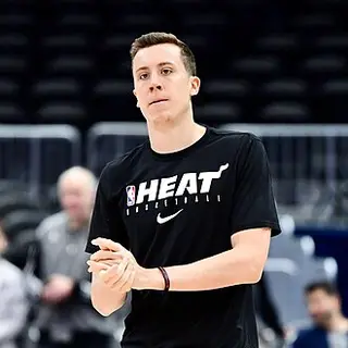 Portrait of Duncan Robinson