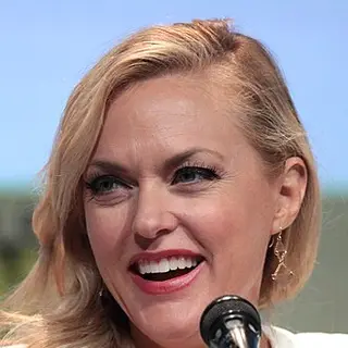 Elaine Hendrix — birth chart
