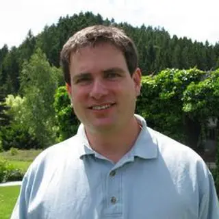 Portrait of Elon Lindenstrauss