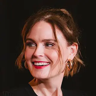 Emily Deschanel