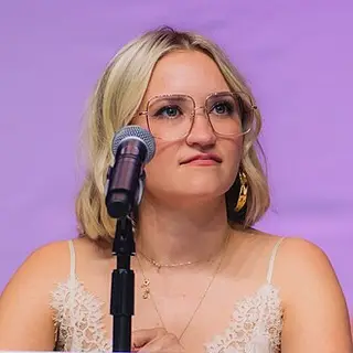Emily Osment — birth chart