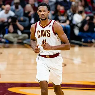 Portrait of Evan Mobley