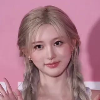 Portrait of Gaeul