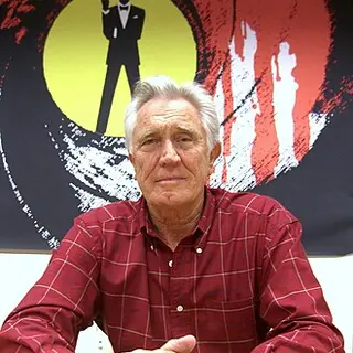 George Lazenby — birth chart
