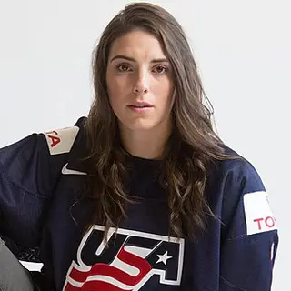 Hilary Knight — birth chart