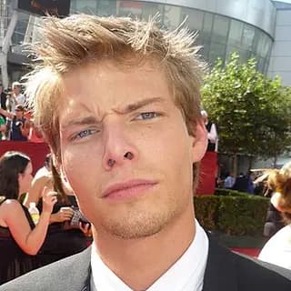 Hunter Parrish — birth chart
