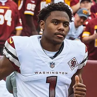 Portrait of Jahan Dotson