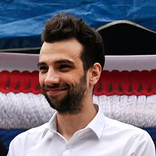 Portrait of Jay Baruchel