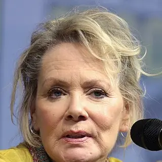 Portrait of Jean Smart