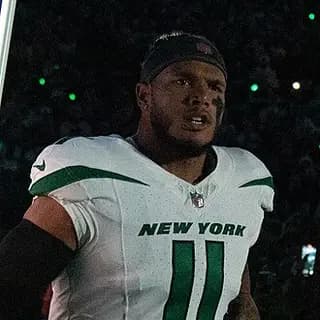 Portrait of Jermaine Johnson