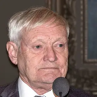 Portrait of Joachim Frank