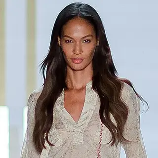 Joan Smalls — birth chart