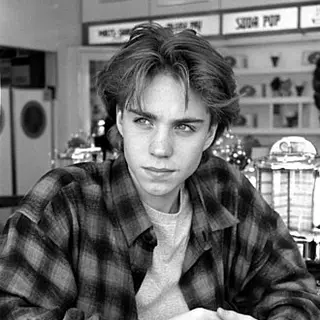 Jonathan Brandis — birth chart