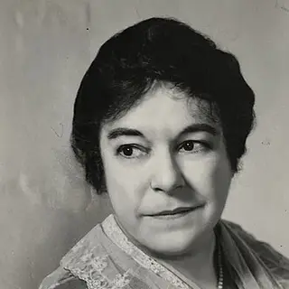 Portrait of Josephine Hull