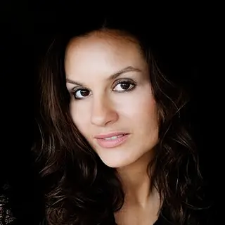 Portrait of Kara DioGuardi