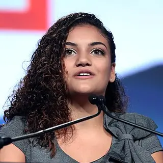 Laurie Hernandez — birth chart