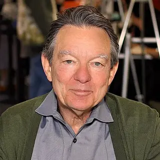 Portrait of Lawrence Wright
