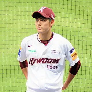 Portrait of Lee Jung-hoo