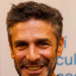 Portrait of Leonardo Sbaraglia