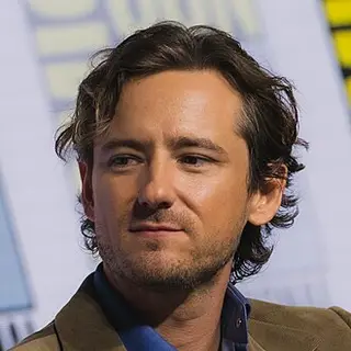 Lewis Pullman — birth chart