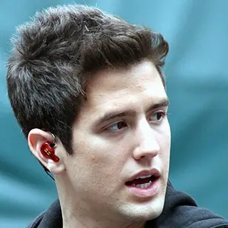 Logan Henderson — birth chart
