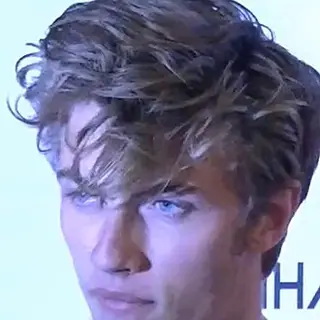 Lucky Blue Smith — birth chart