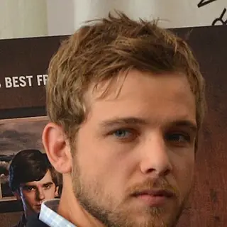 Max Thieriot
