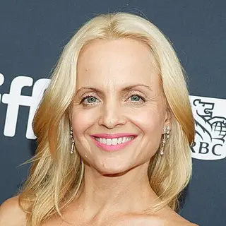 Mena Suvari