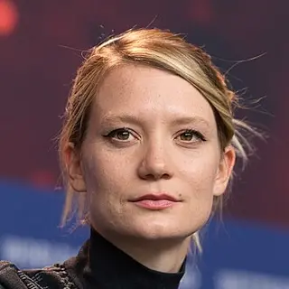 Mia Wasikowska — birth chart