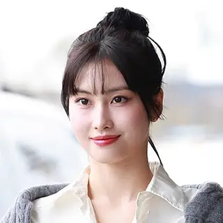 Portrait of Momo