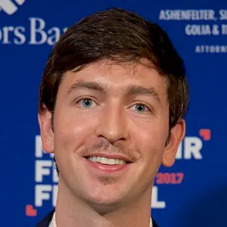 Nicholas Braun — birth chart