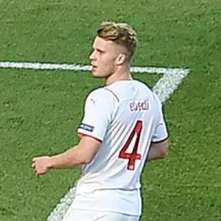 Portrait of Nico Elvedi