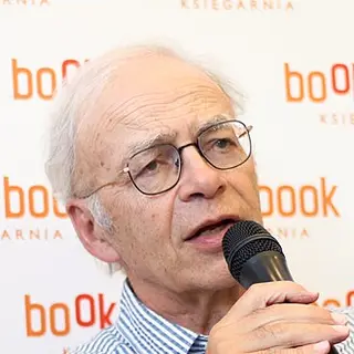 Portrait of Peter Singer