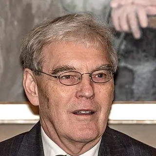 Portrait of Richard Henderson