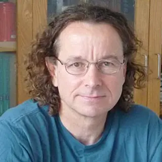 Portrait of Roderick MacKinnon