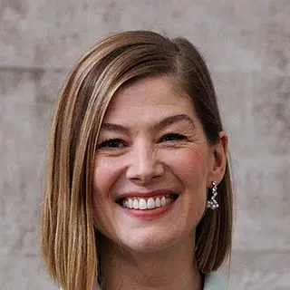 Rosamund Pike — birth chart
