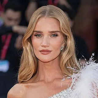 Portrait of Rosie Huntington-Whiteley